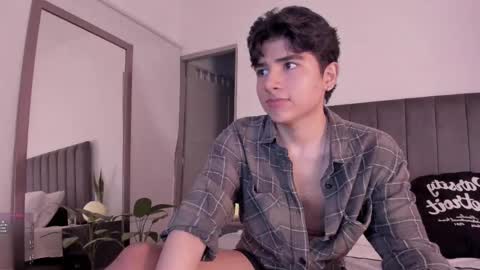 Hii im Zay.                 I save money for education. PVT Open. online show from January 6, 6:17 am