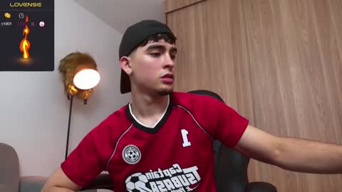 Zenn online show from January 10, 12:15 pm