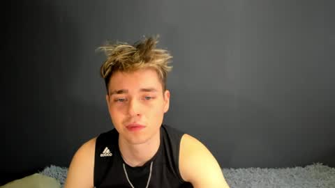 Ethan online show from May 6, 2:34 am