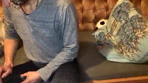 Snapshot of zervale chatting on December 9, 3:56 pm zervale online show from December 9, 3:56 pm