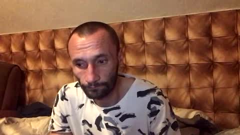 Snapshot of zervale chatting on March 10, 8:01 pm zervale online show from March 10, 8:01 pm