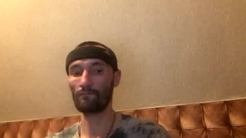 Snapshot of zervale chatting on December 16, 2:16 pm zervale online show from December 16, 2:16 pm