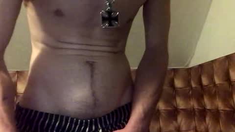 Snapshot of zervale chatting on December 17, 12:34 am zervale online show from December 17, 12:34 am