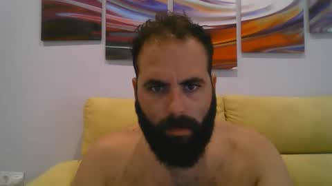 Snapshot of zeusateneo chatting on September 19, 11:43 am Zeus online show from September 19, 11:43 am