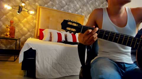 zeus online show from January 11, 6:54 pm