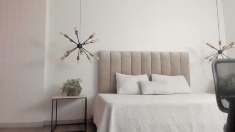 zeus online show from January 21, 2:11 am