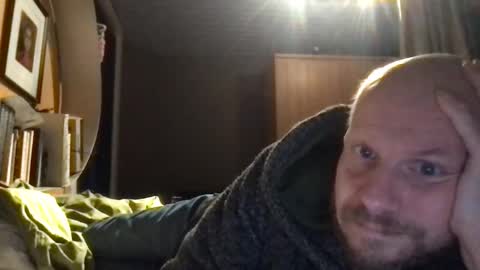 zolexthomas online show from November 1, 6:45 pm