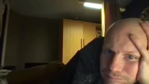 zolexthomas online show from March 12, 6:59 pm