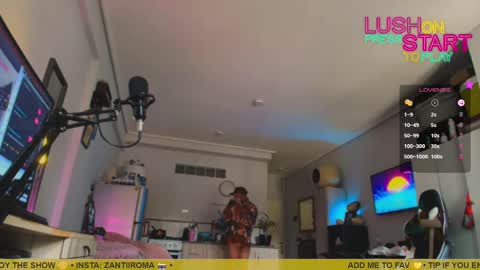  zantiirma  online show from September 23, 5:45 pm