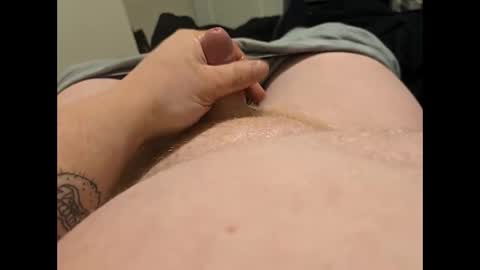 zthomas1997 online show from February 7, 8:54 am