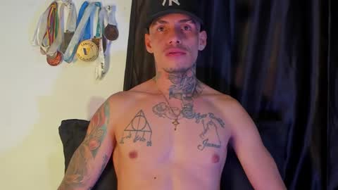 zyon garcia online show from February 23, 11:17 am