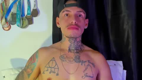 zyon garcia online show from January 15, 11:40 pm