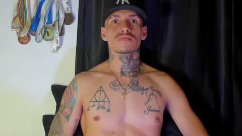 zyon garcia online show from February 18, 5:44 pm