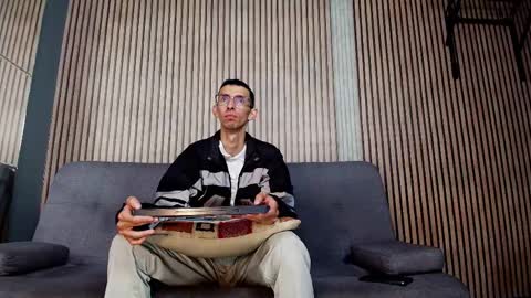 Zyro Nigth online show from December 20, 2:07 am