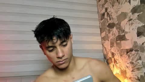 zyzz_1812 online show from February 18, 5:05 am