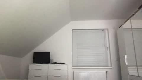 zzz123_cam online show from March 9, 6:32 pm