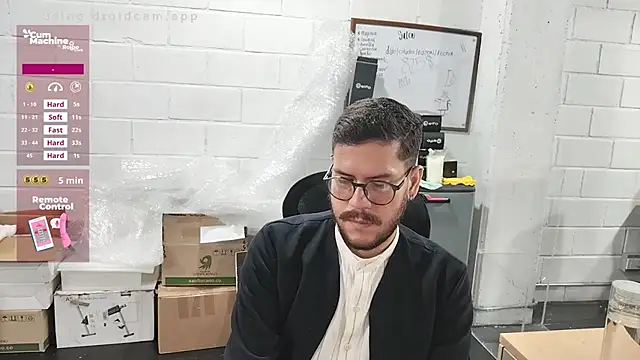 Snapshot of AndyHepburn chatting on October 8, 2:21 pm AndyHepburn online show from October 8, 2:21 pm