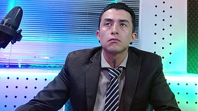 Darko0717 online show from March 31, 3:36 pm