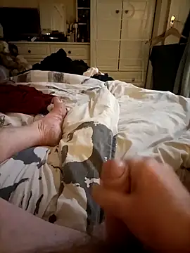 loveeatingcunts online show from October 12, 1:32 am