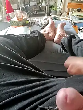 loveeatingcunts online show from March 22, 2:58 pm