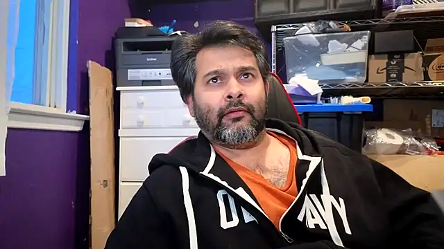 Sakhtlaundaz online show from January 18, 10:12 pm