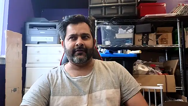 Sakhtlaundaz online show from April 5, 8:16 pm