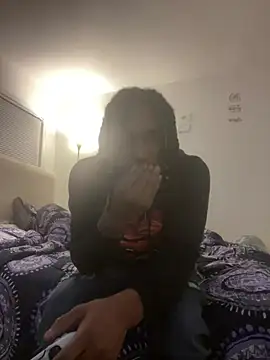 Snapshot of BD2LONG chatting on February 21, 6:29 am BD2LONG online show from February 21, 6:29 am