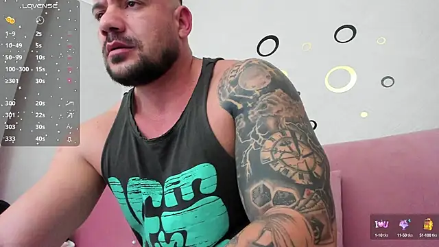 musclemonster31 online show from January 19, 2:15 am