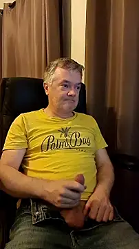 Snapshot of MichOxxford chatting on October 16, 12:13 pm MichOxxford online show from October 16, 12:13 pm