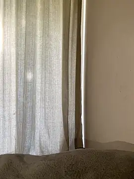 Snapshot of YesTheSexiest chatting on October 8, 1:59 pm YesTheSexiest online show from October 8, 1:59 pm