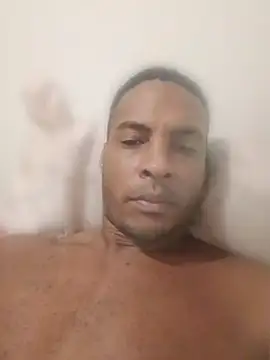 Junaoooo online show from April 6, 2:18 pm