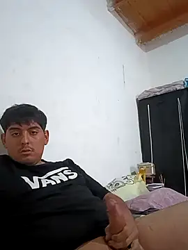 lil burger online show from April 4, 8:17 pm