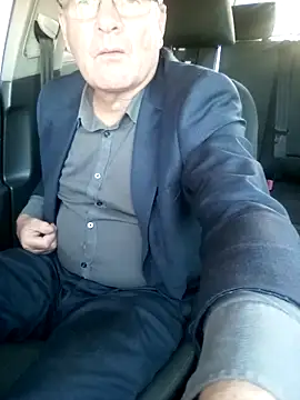 stiffandlubedxh online show from March 13, 7:53 am