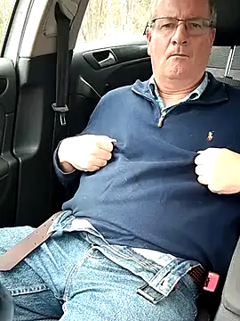 stiffandlubedxh online show from October 2, 10:14 pm