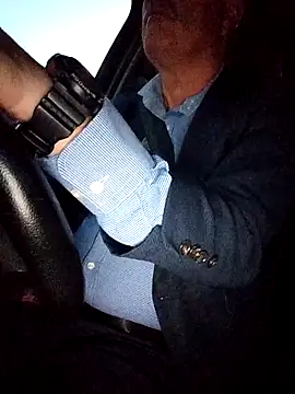 stiffandlubedxh online show from April 1, 8:17 pm