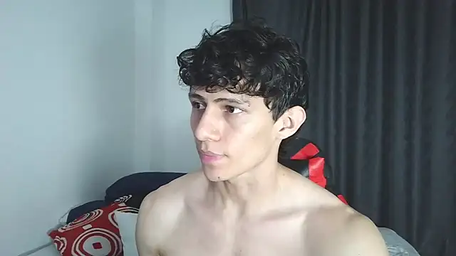 aresholland online show from March 21, 11:42 pm