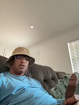 cumwithus1903 online show from March 7, 5:39 pm