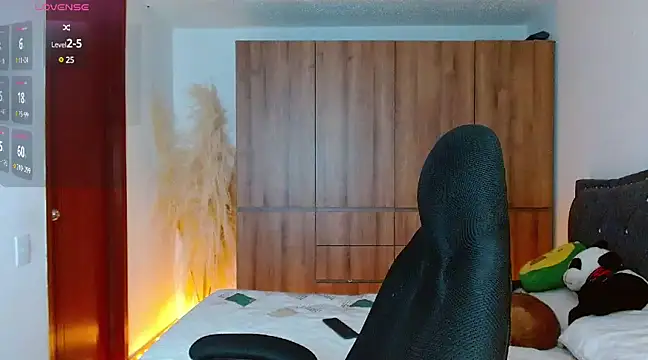 mathew vidal1 online show from December 5, 5:59 am