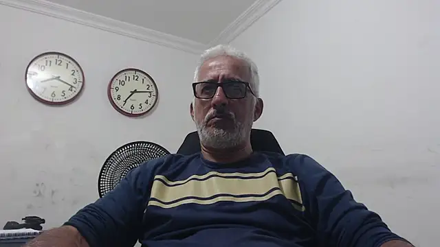 cenizo10124 online show from September 12, 12:10 am