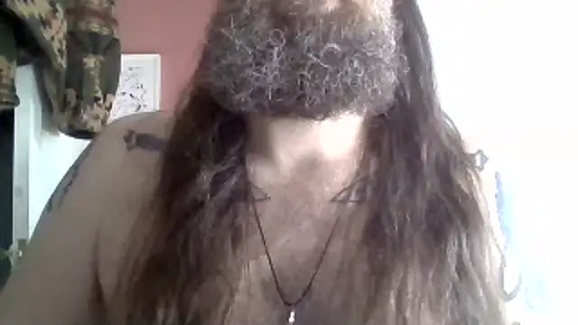 Snapshot of Thrillhouse chatting on February 22, 2:38 pm Thrillhouse online show from February 22, 2:38 pm