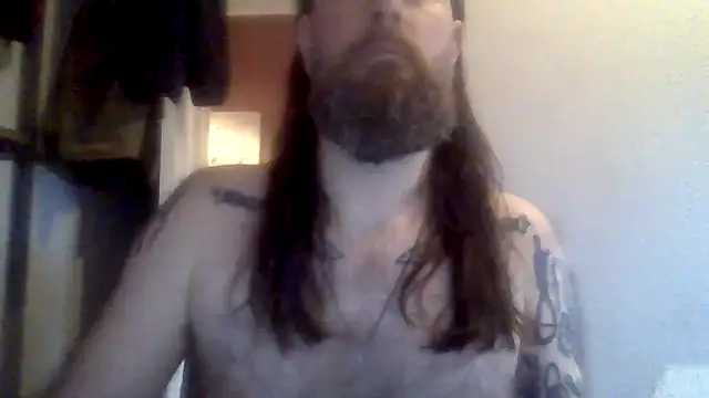 Snapshot of Thrillhouse chatting on September 20, 2:28 pm Thrillhouse online show from September 20, 2:28 pm