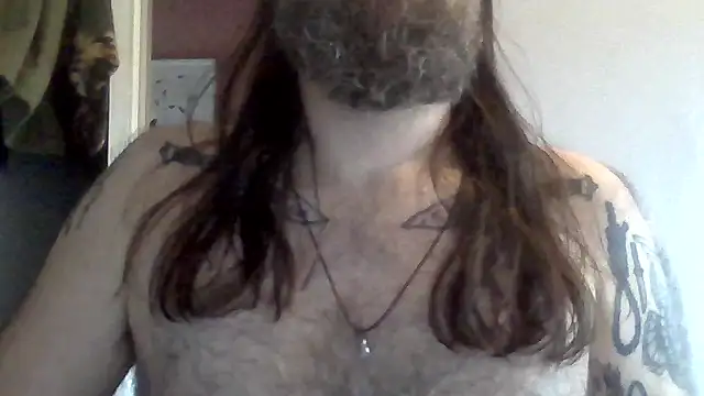 Snapshot of Thrillhouse chatting on October 2, 2:21 pm Thrillhouse online show from October 2, 2:21 pm