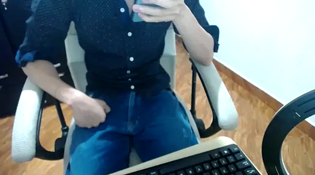 Falling AngelsS online show from February 26, 4:47 am