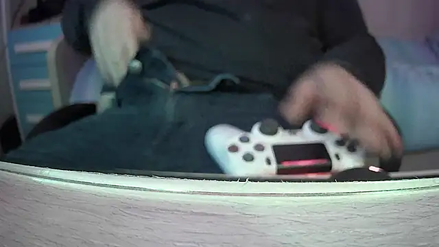 michele1500 online show from December 16, 8:38 pm