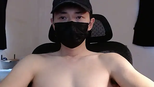 twbobo00715 online show from December 12, 6:10 pm