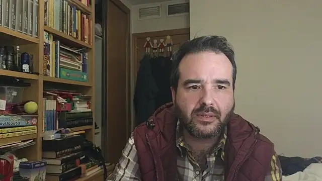 curiosillo83 online show from November 24, 8:21 pm