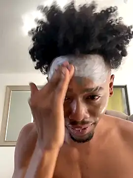 matatanlove online show from October 31, 7:06 pm