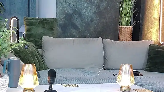 masterkingofmusclee online show from April 1, 9:23 pm