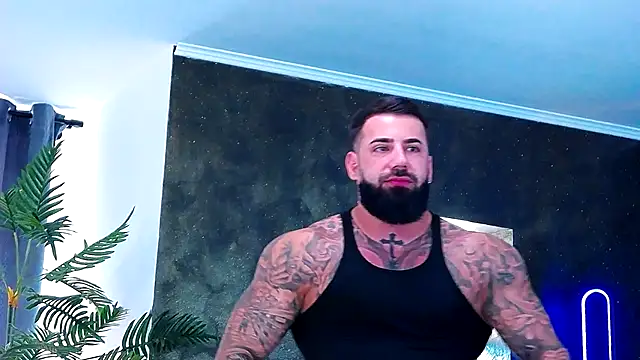 masterkingofmusclee online show from September 24, 7:07 am