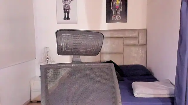 paul rogerr online show from December 18, 11:17 am